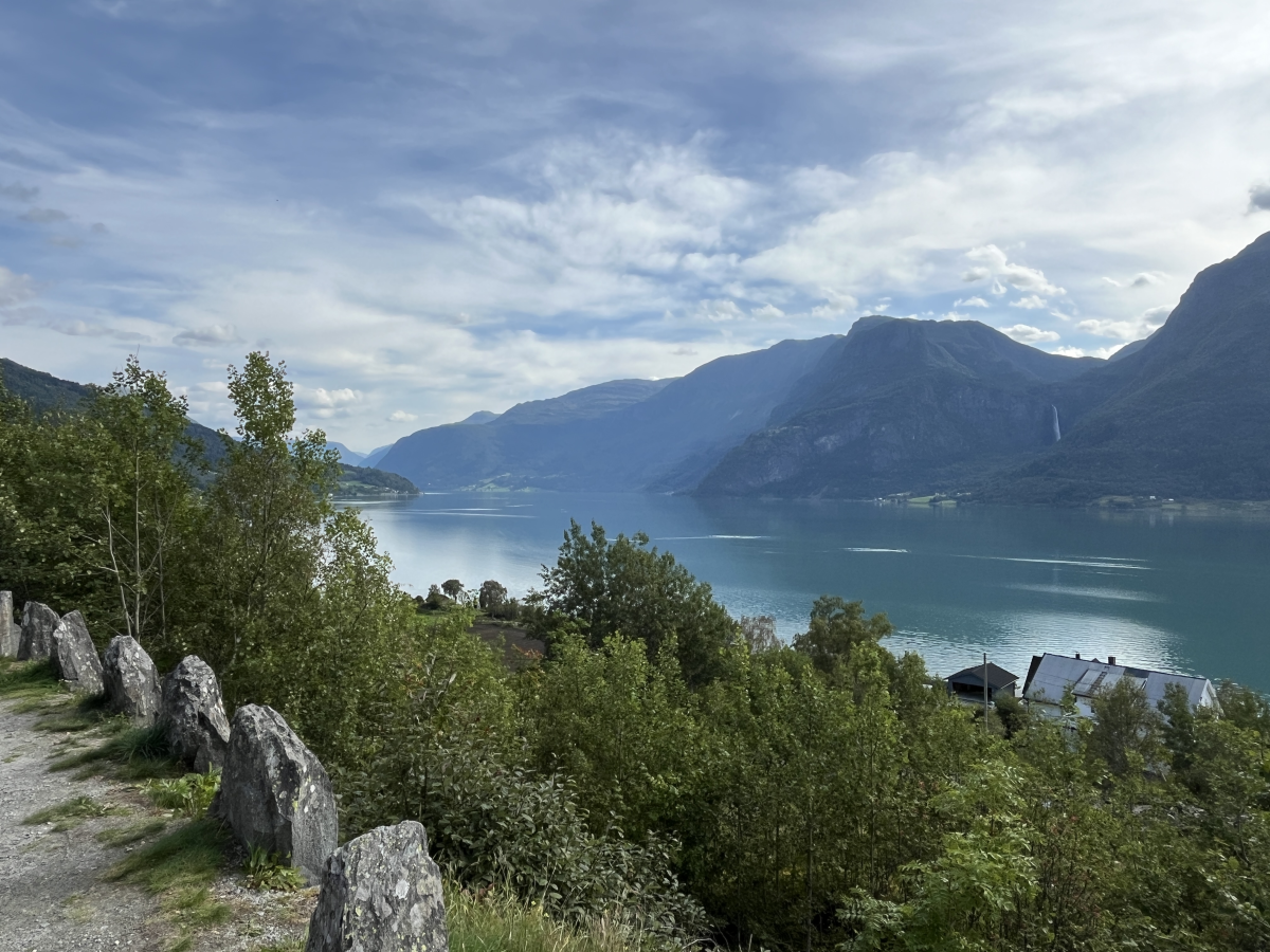 Lustrafjorden