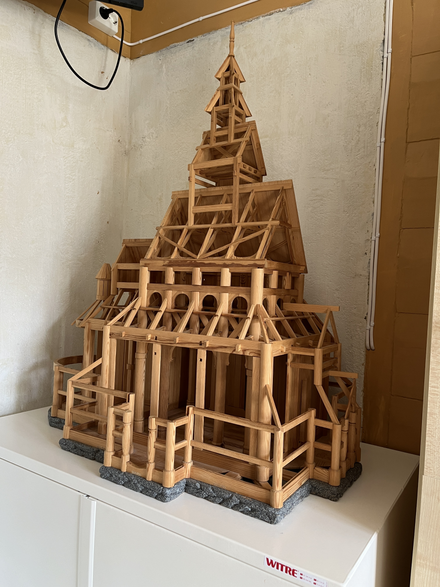 urnes stave church model