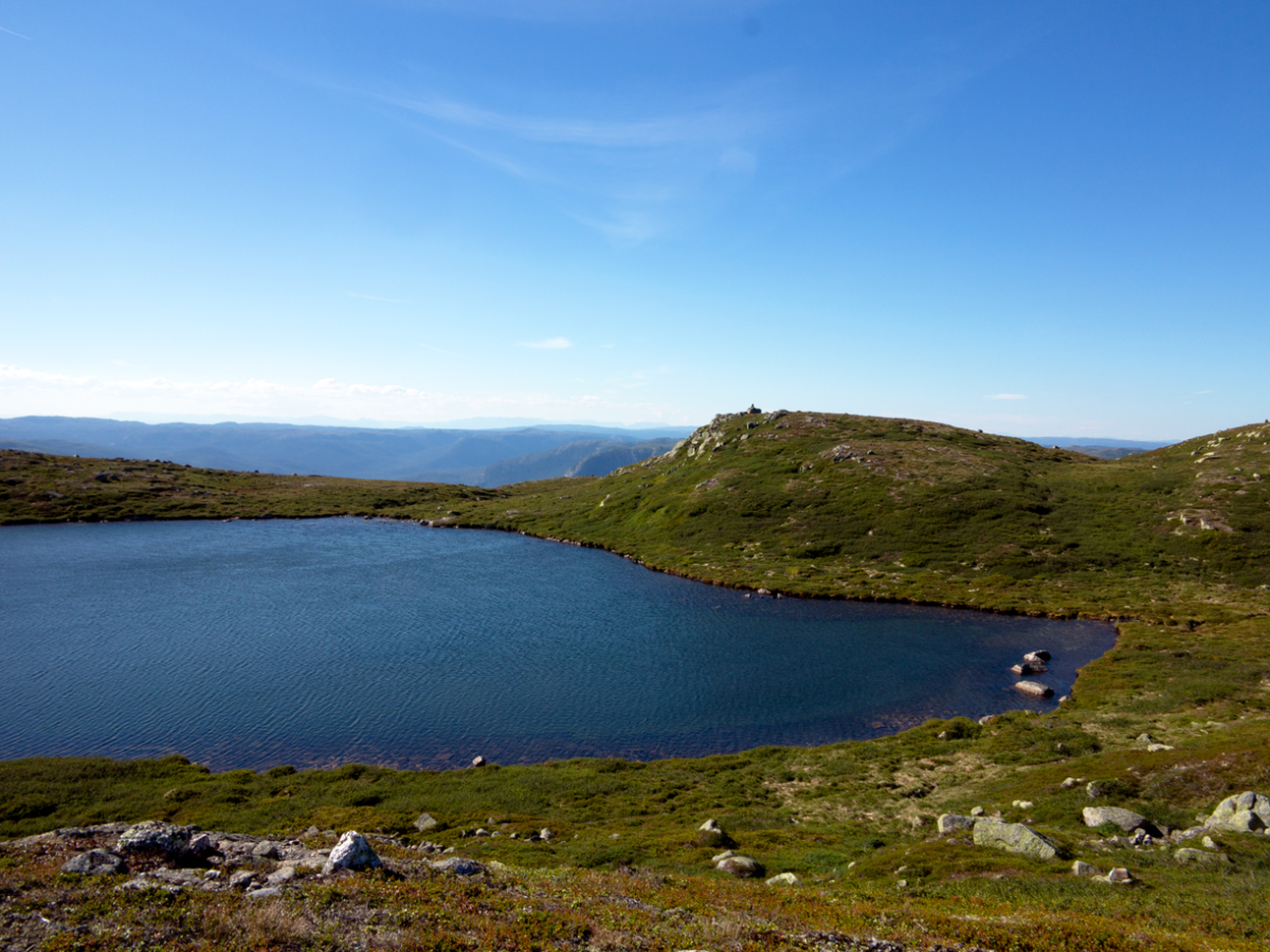 nameless lake