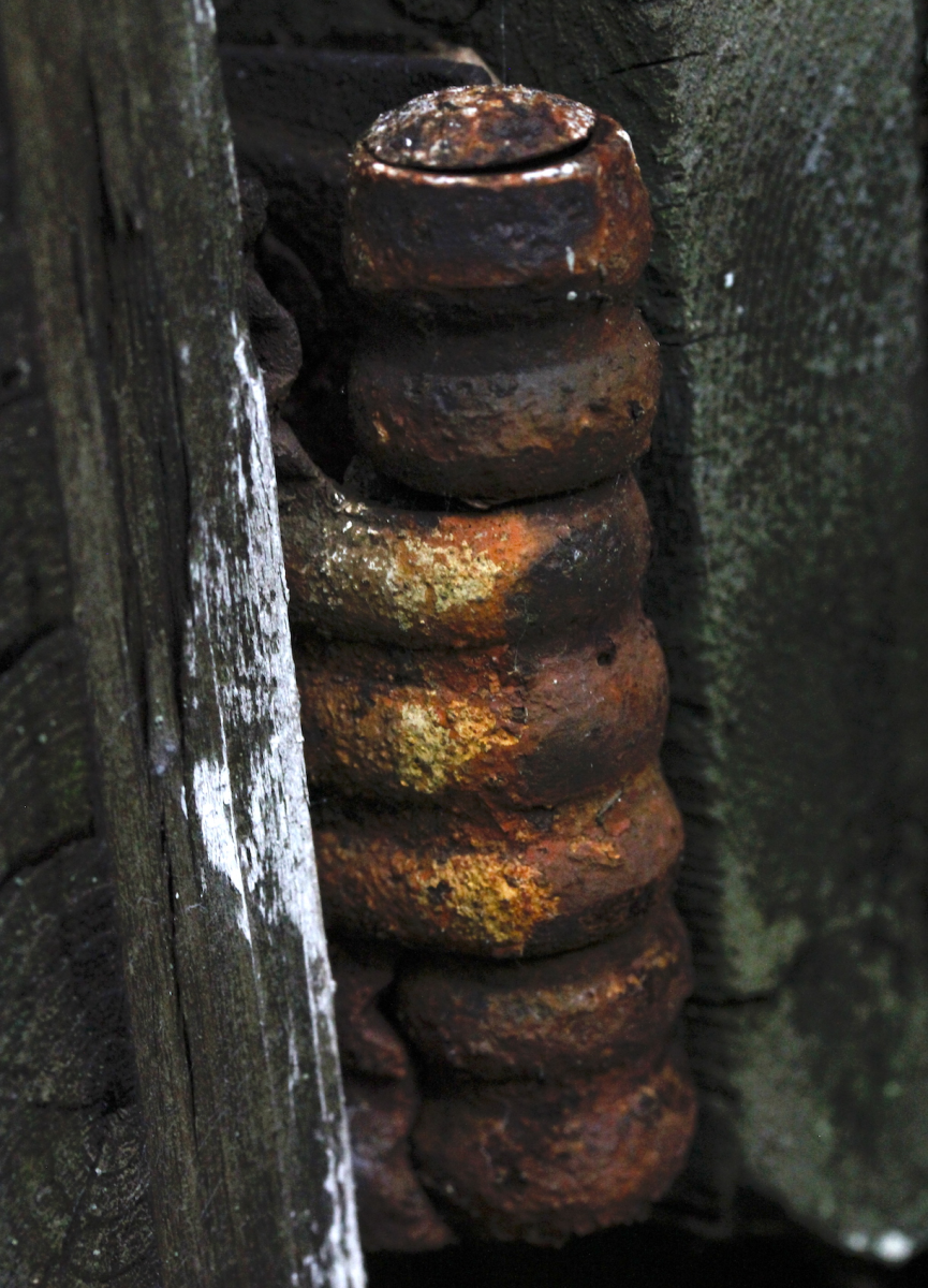 hinge