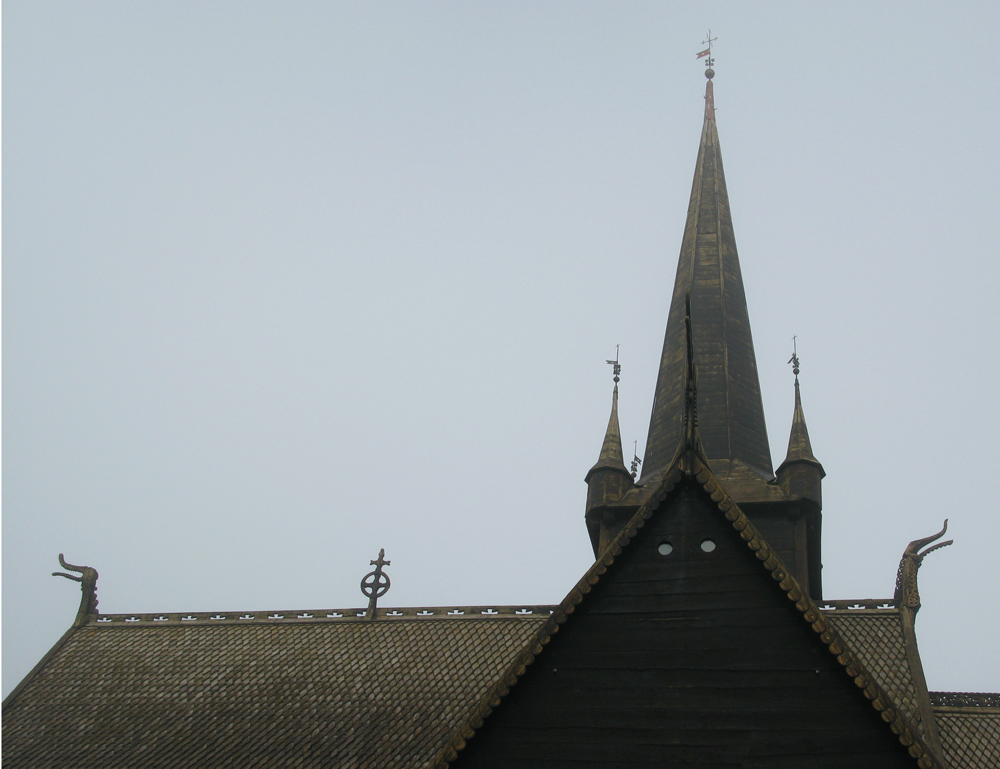lom stavkirke