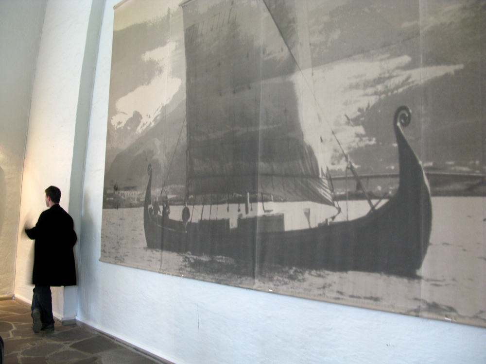 lars &amp; viking ship