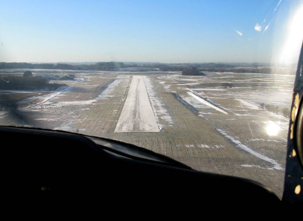 fly_13_land