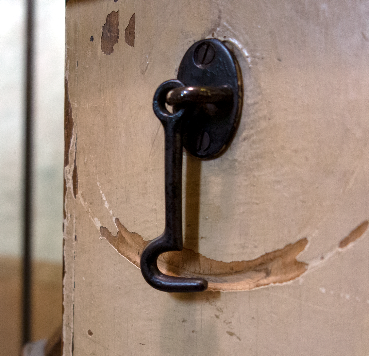 latch