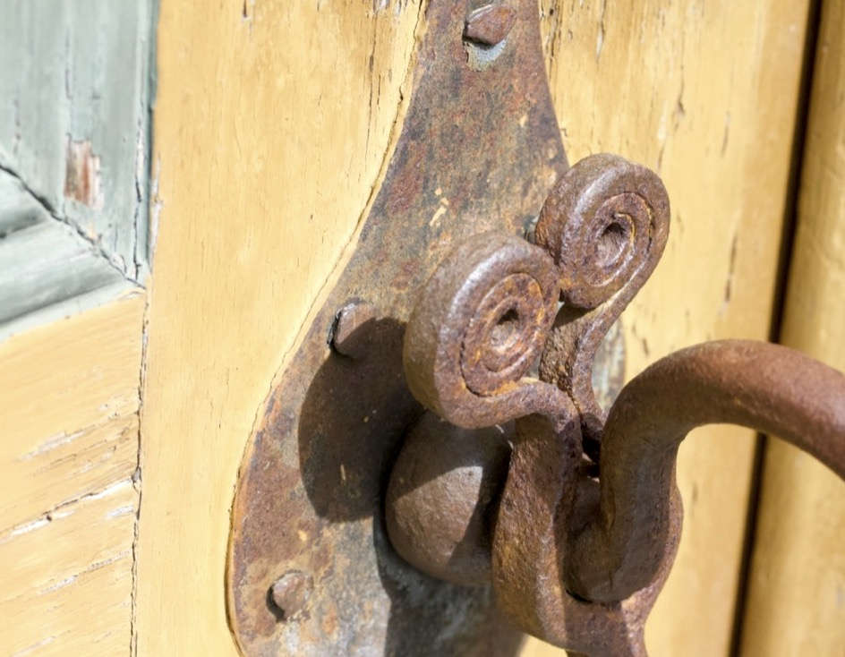 latched