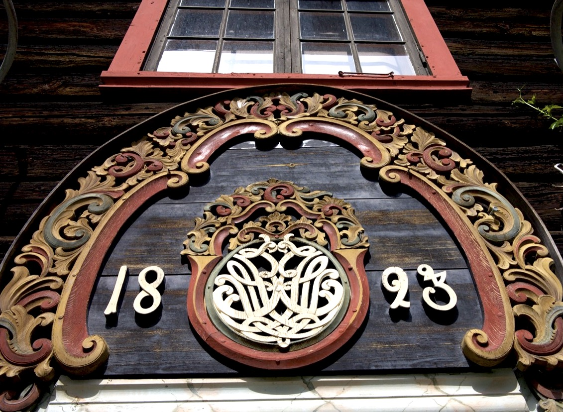 1893