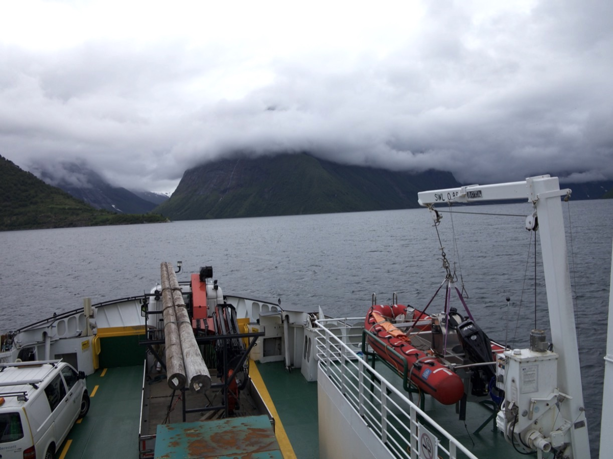 ferry, hjørundfjorden