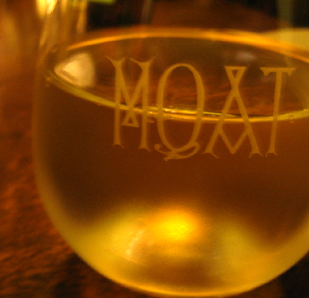 wine at the moatq