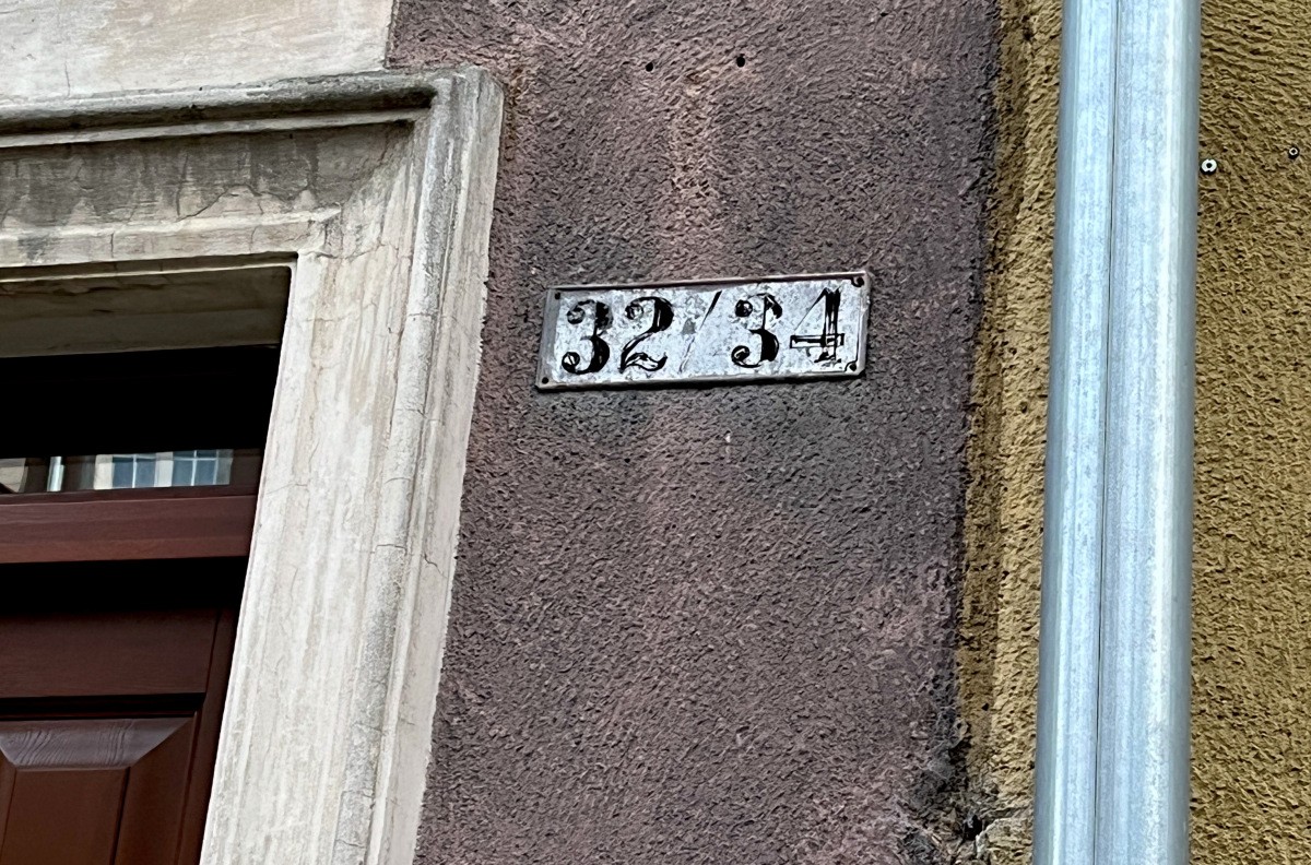 32-34