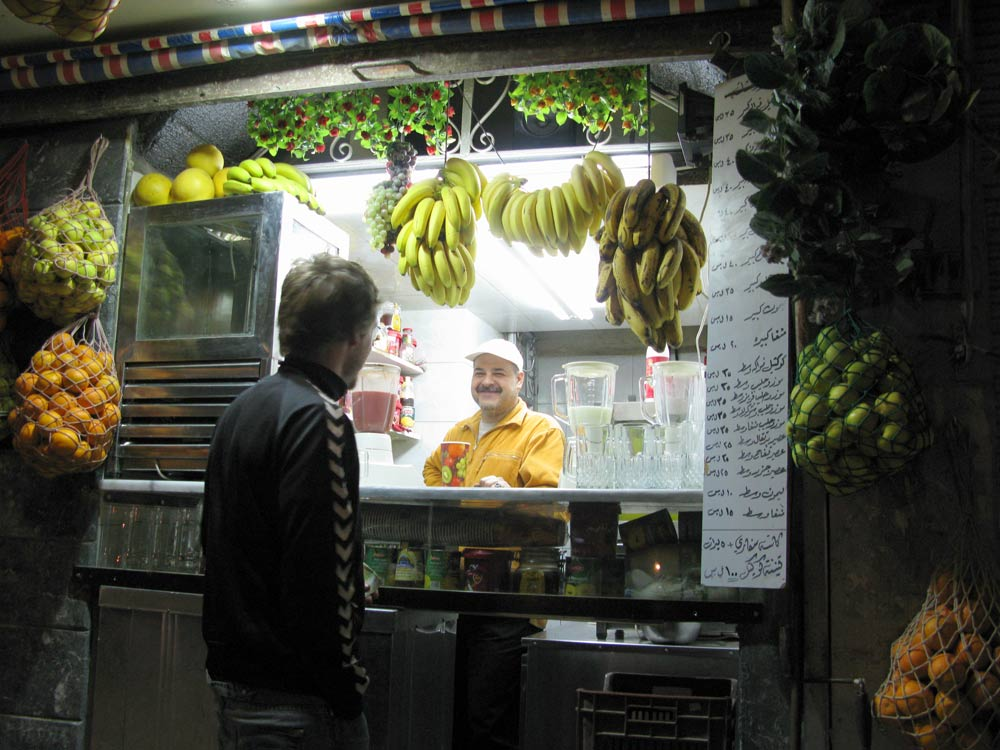 the fruitjuice man