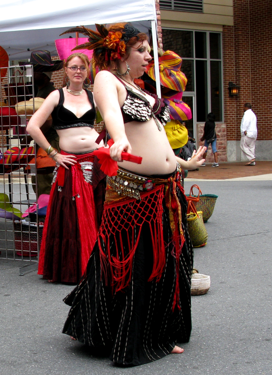 belly dancers