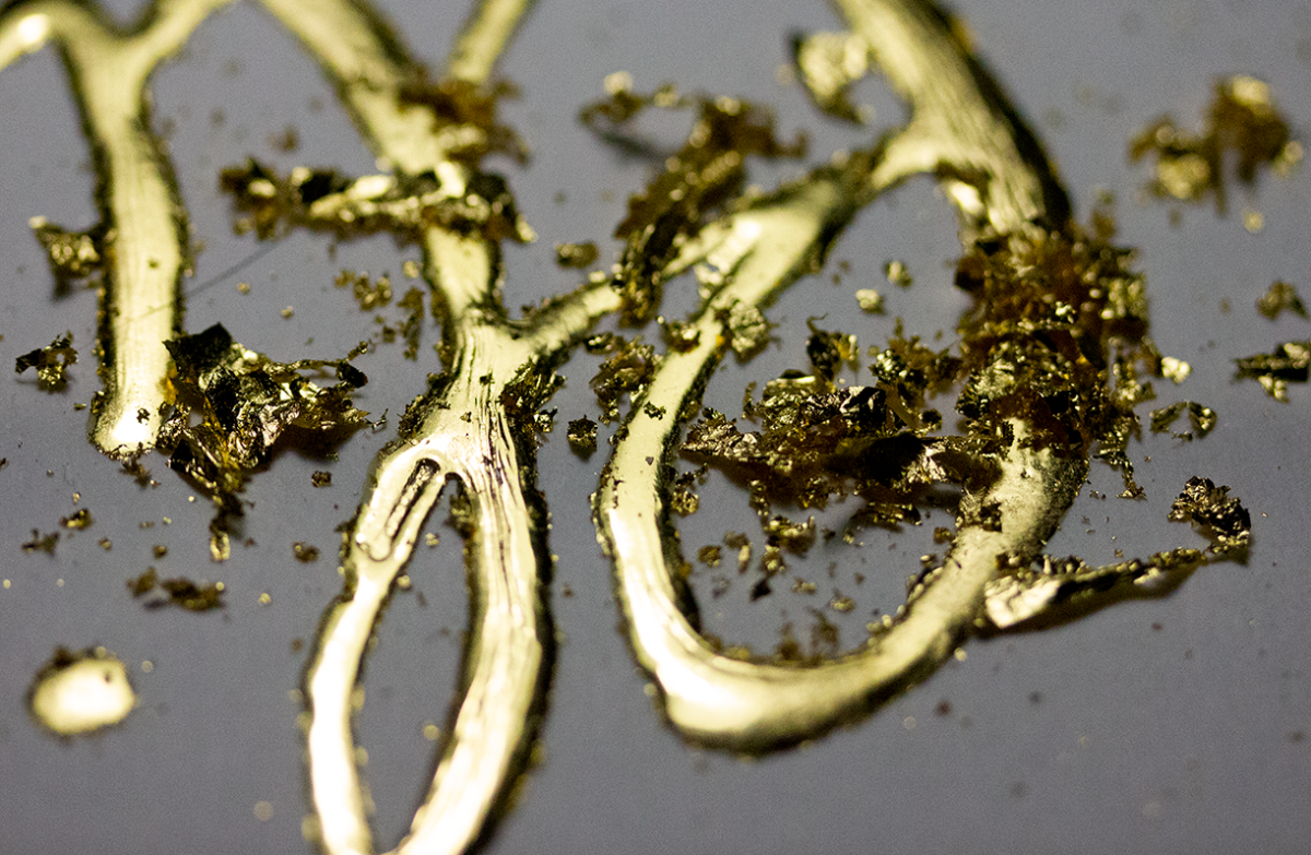 leaf gold dust