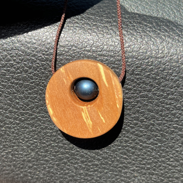 apple wood and pearl
