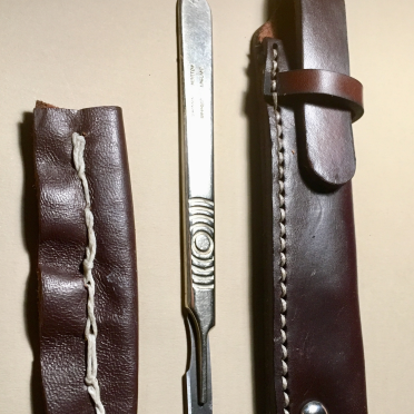 sheath for scalpel