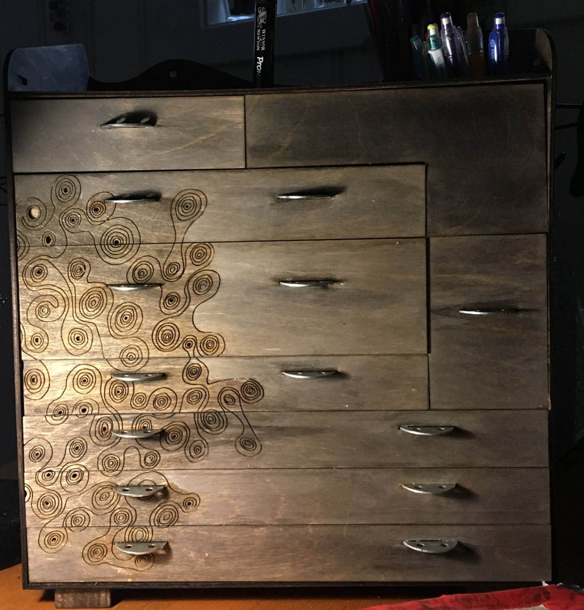art supply box / chest of drawers